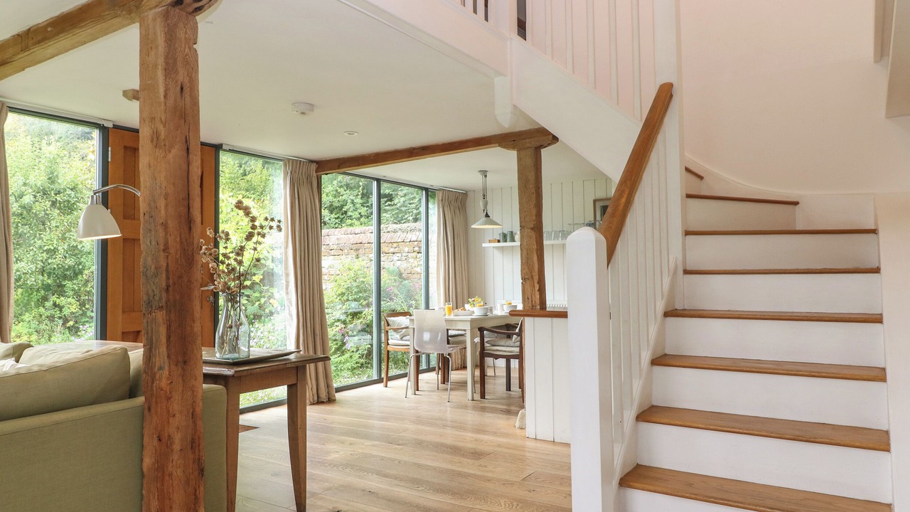 Photo of Others in Ebbesborne Wake