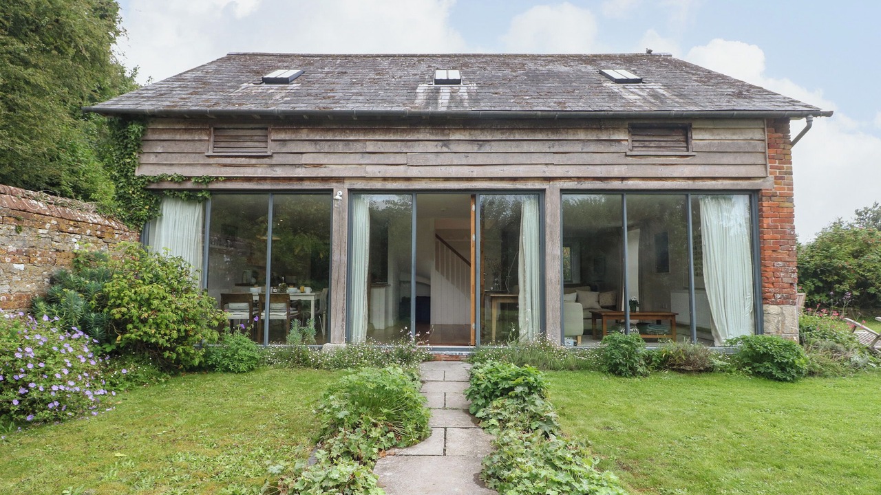 Photo of Outdoor in Ebbesborne Wake