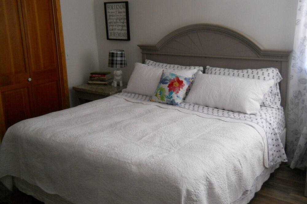 Photo of Bedroom in Hillsboro