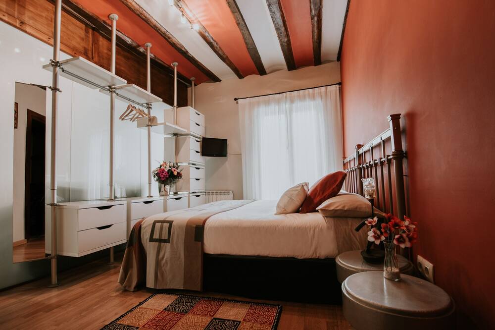 Photo of Bedroom in Haro