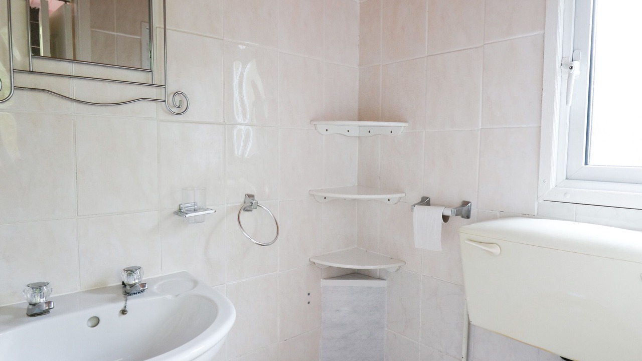 Photo of Bathroom in Aberystwyth