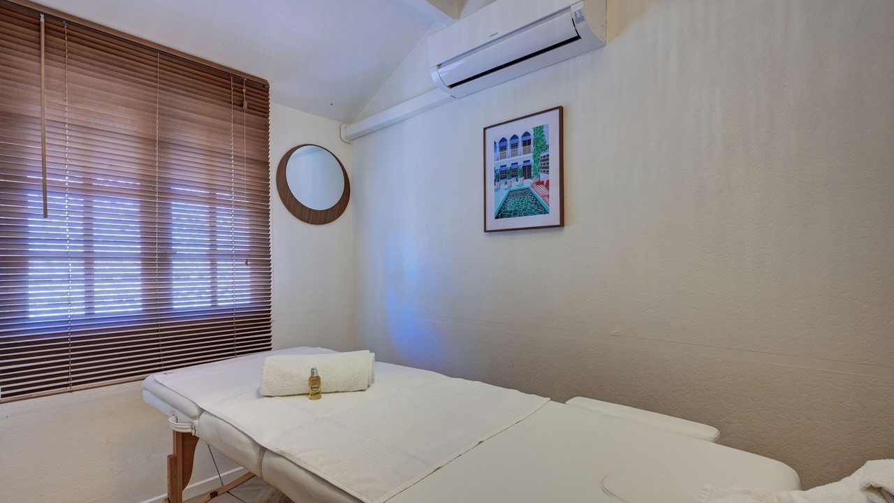 Photo of Others in Monteux