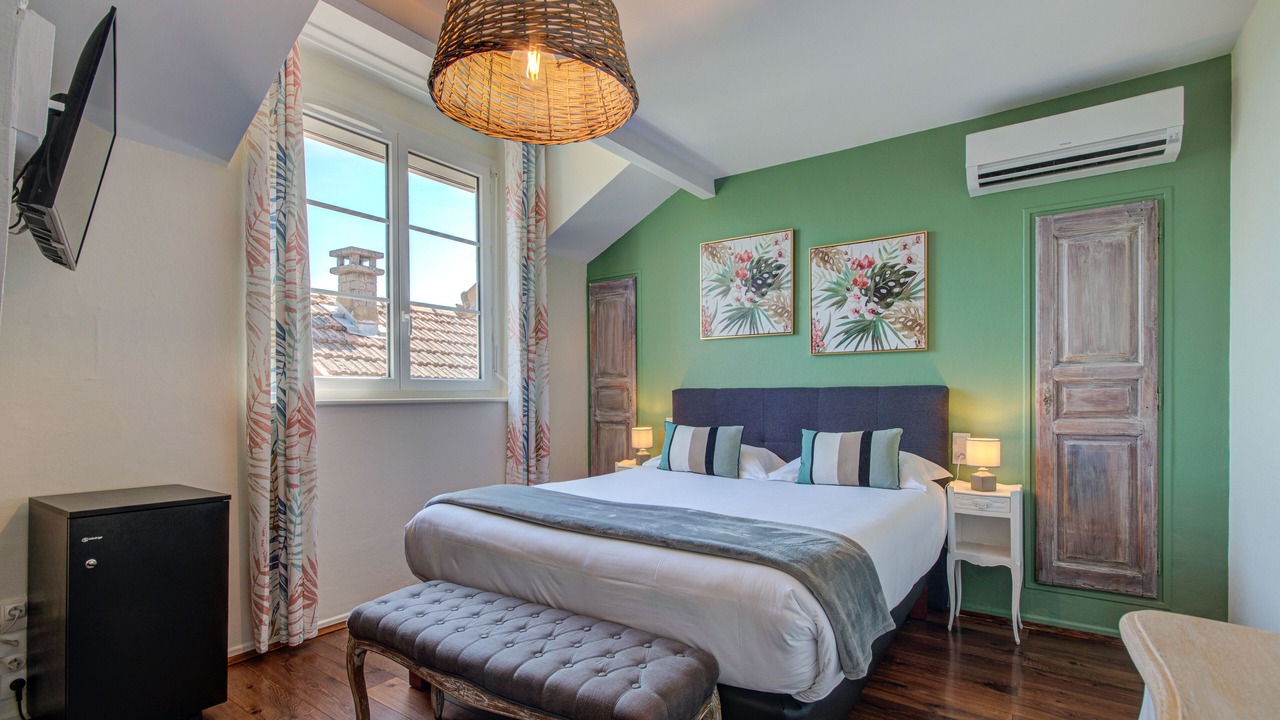 Photo of Bedroom in Monteux