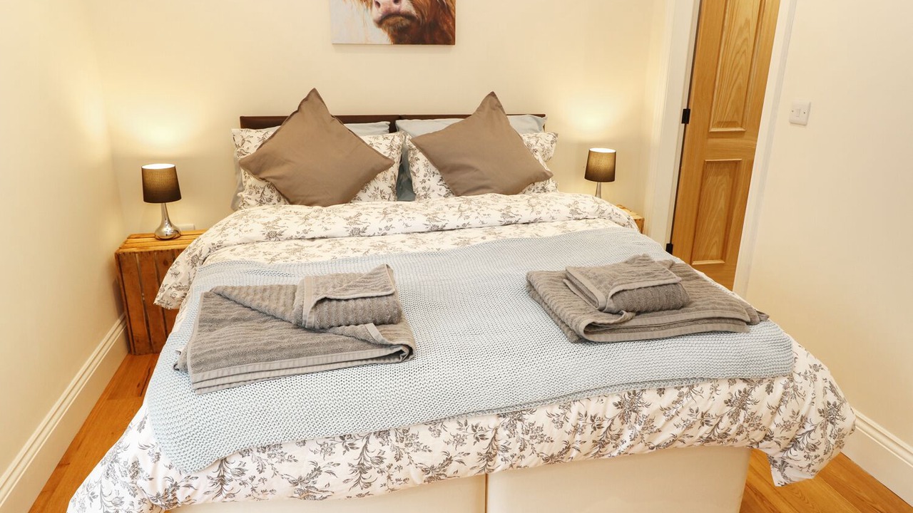 Photo of Others in South Crossland