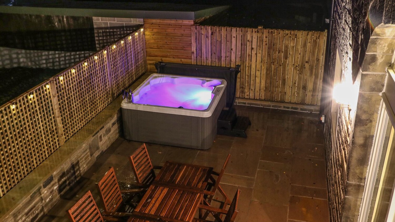 Photo of Others in South Crossland