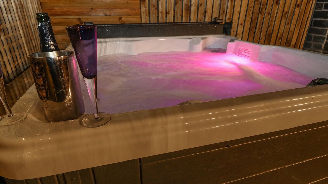 Photo of Others in South Crossland