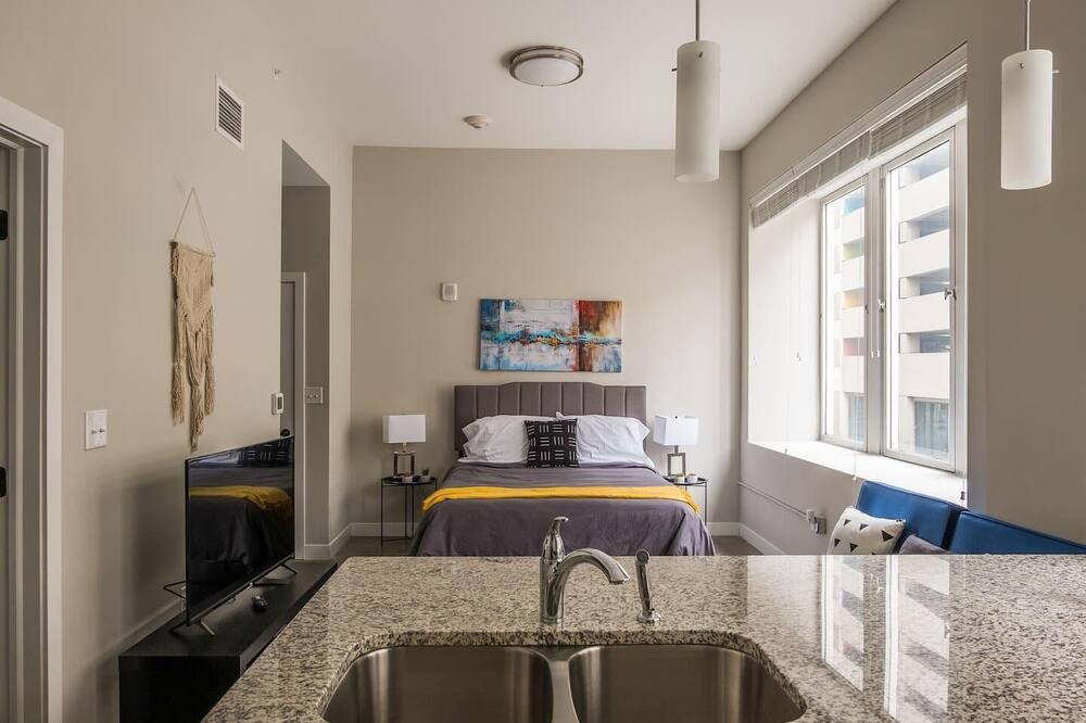 Photo of Others in Downtown Des Moines