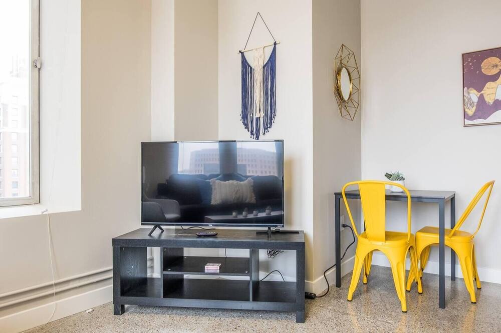 Photo of Others in Downtown Des Moines