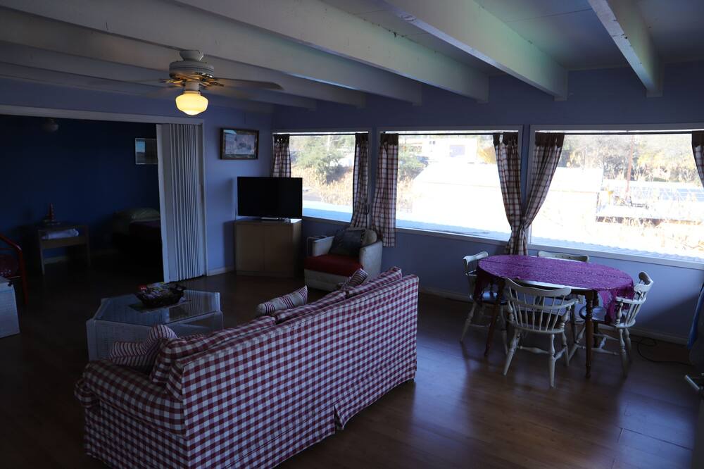 Photo of Bedroom in Sunrise Beach Village