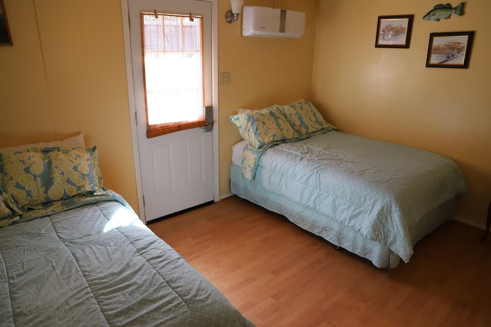 Photo of Bedroom in Sunrise Beach Village