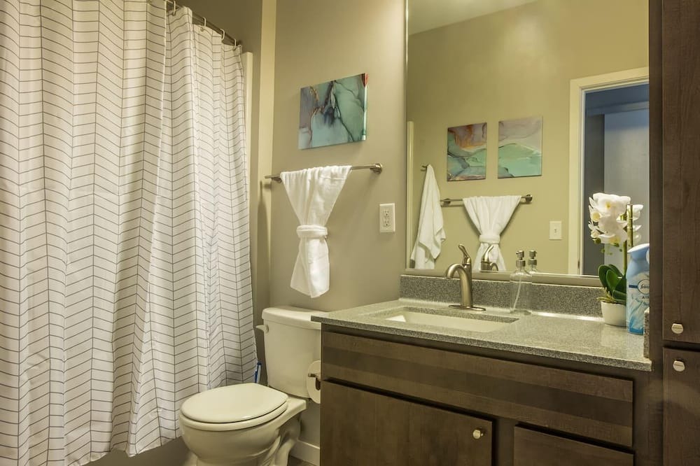 Photo of Others in Court Avenue Entertainment District