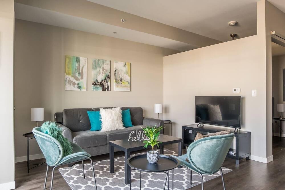 Photo of Others in Court Avenue Entertainment District