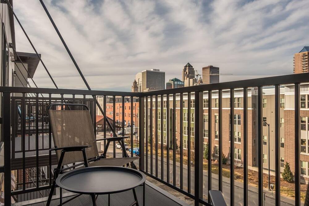 Photo of Others in Court Avenue Entertainment District