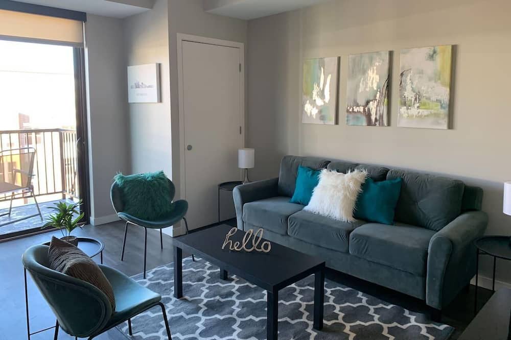 Photo of Others in Court Avenue Entertainment District