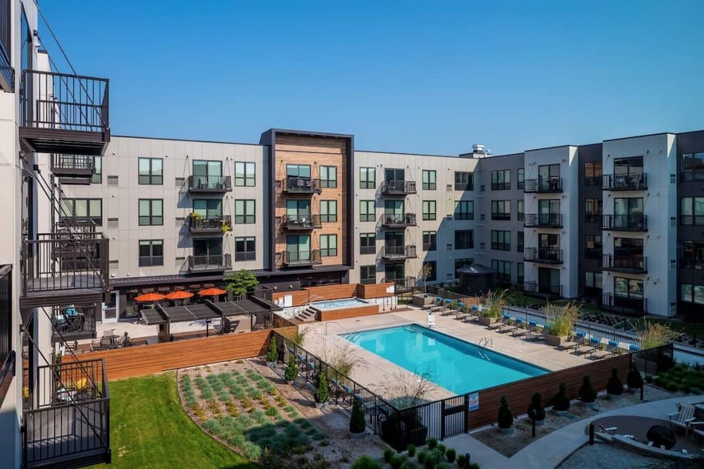 Photo of Others in Court Avenue Entertainment District