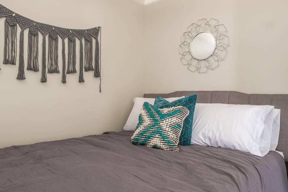 Photo of Others in Court Avenue Entertainment District