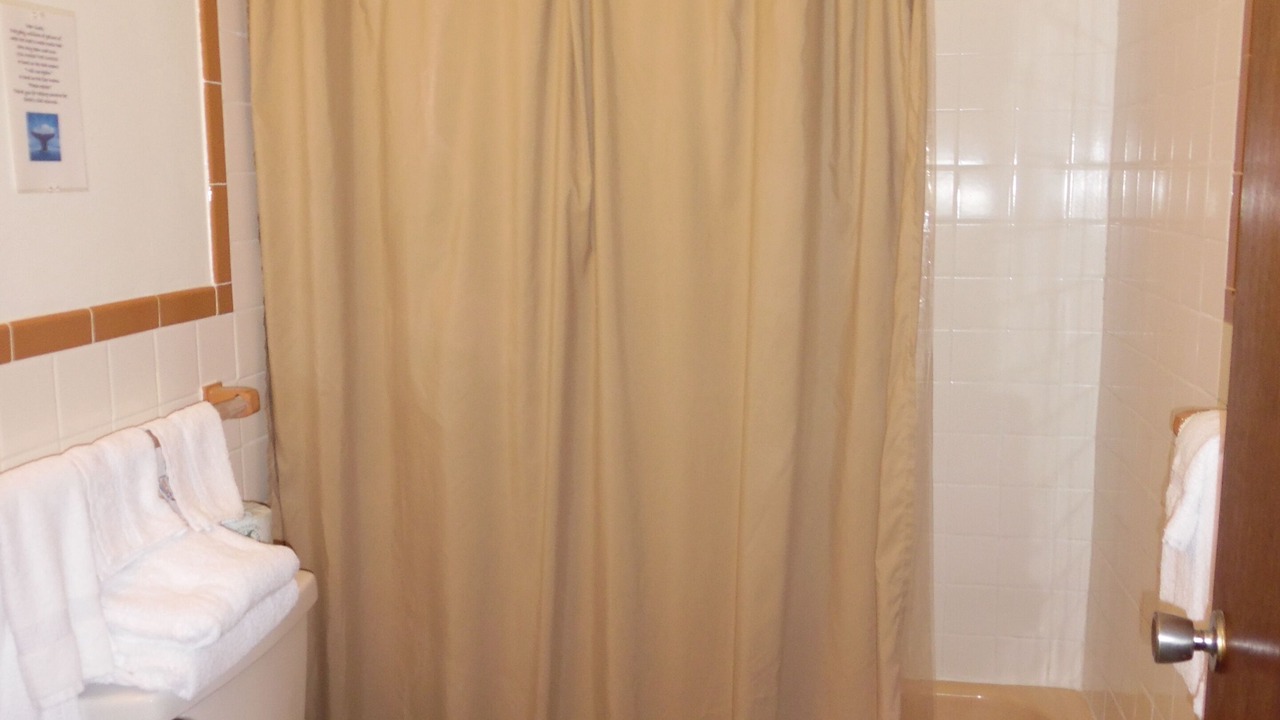 Photo of Bathroom in Wachapreague