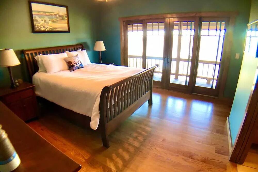 Photo of Bedroom in Golden