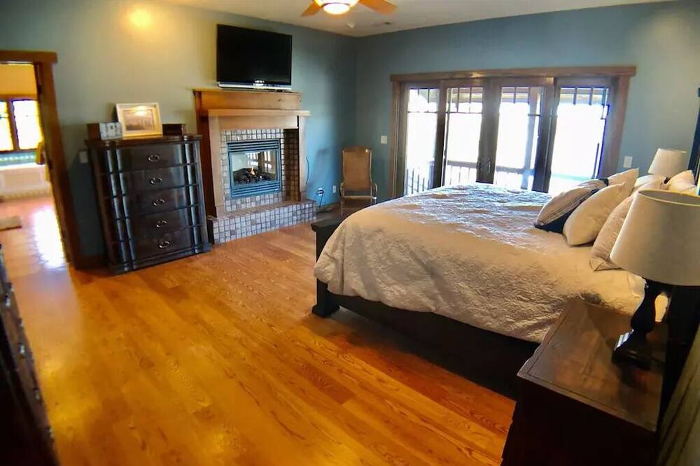 Photo of Bedroom in Golden