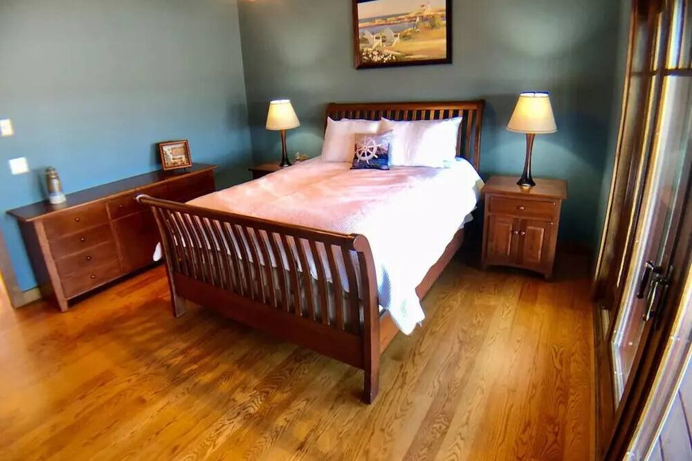 Photo of Bedroom in Golden