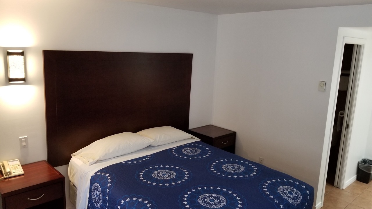 Photo of Bedroom in Communaute-Urbaine-de-l'Outaouais