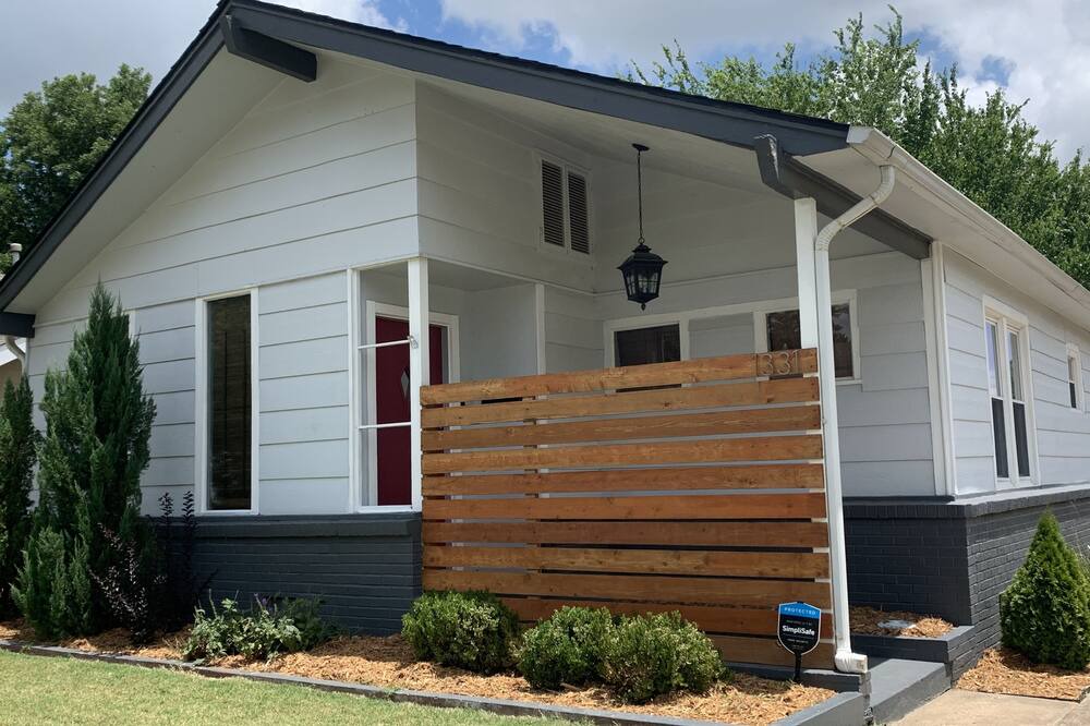 Photo of Outdoor in Cherry Street
