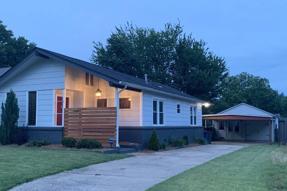 Photo of Outdoor in Cherry Street