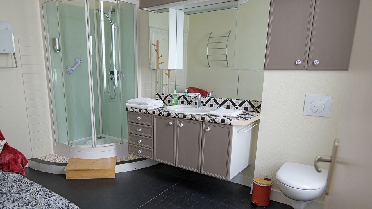 Photo of Bathroom in Tonneins