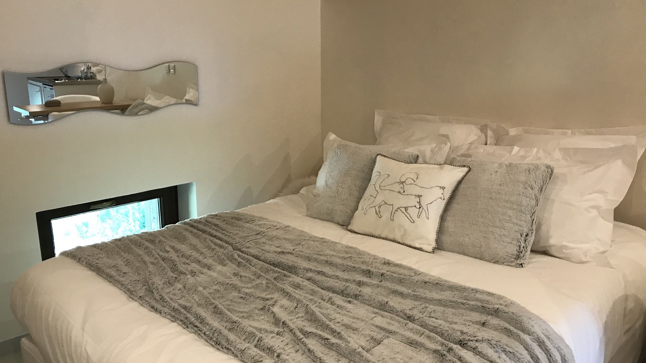 Photo of Bedroom in Albiez-Montrond