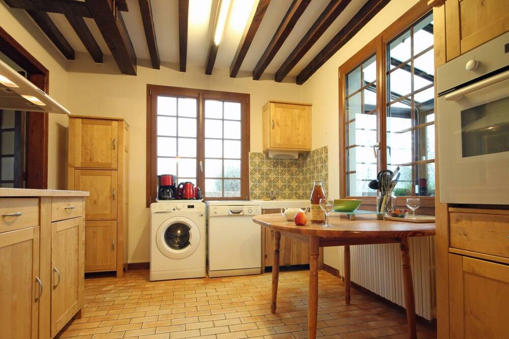 Photo of Kitchen in Preaux