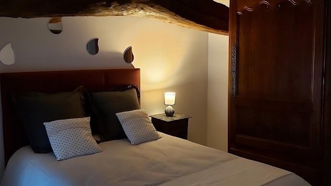 Photo of Others in Migron