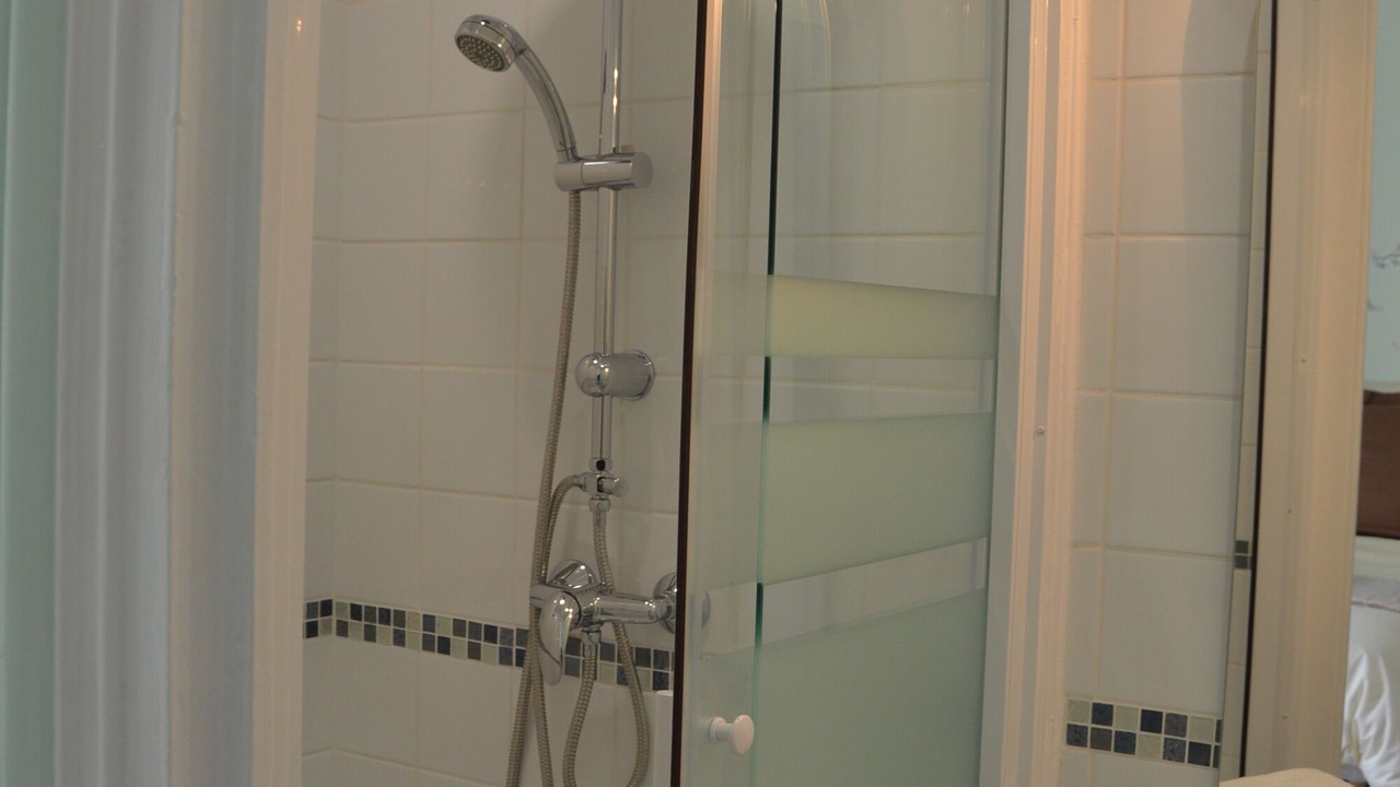 Photo of Bathroom in Migron