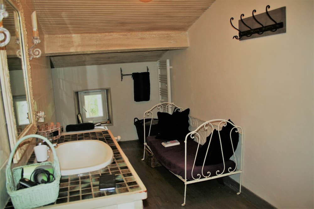 Photo of Kitchen in Romegoux