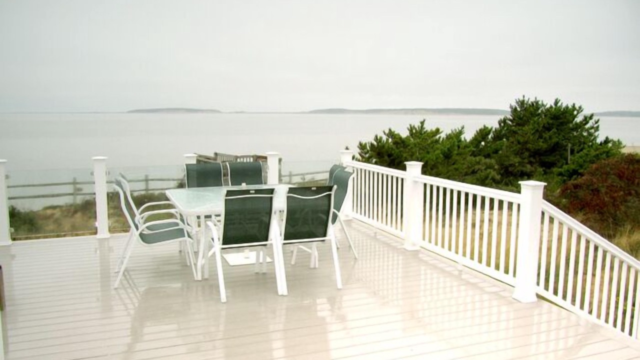 Photo of Outdoor in Indian Neck Heights