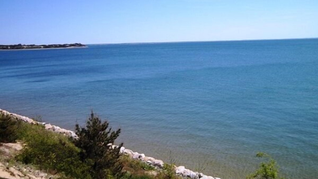 Photo of Others in Indian Neck Heights