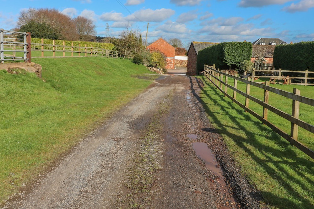 Photo of Others in Ebford