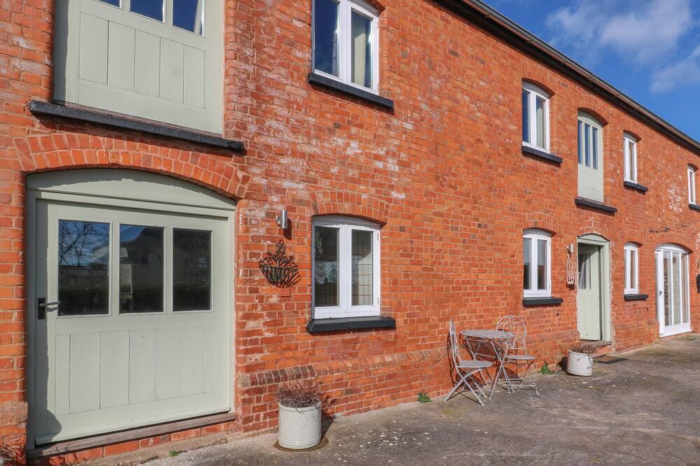 Photo of Outdoor in Ebford