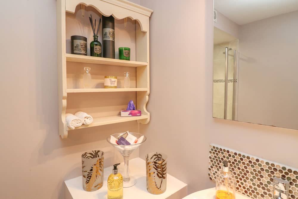 Photo of Bathroom in Ebford