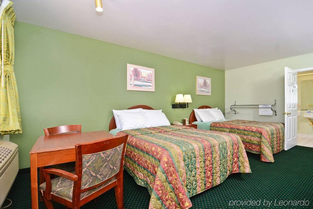 Photo of Bedroom in Smithville
