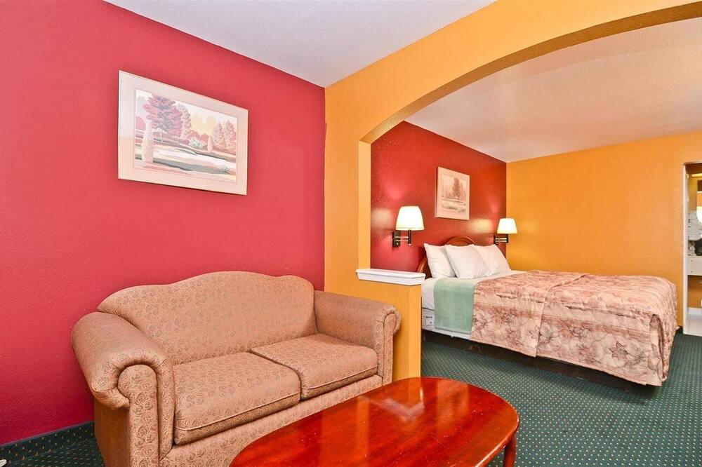 Photo of Bedroom in Smithville