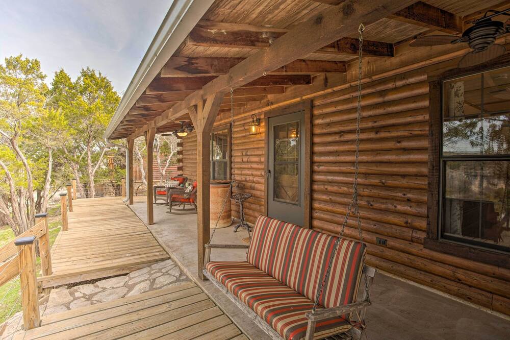 Photo of Patio Balcony in Palo Pinto County