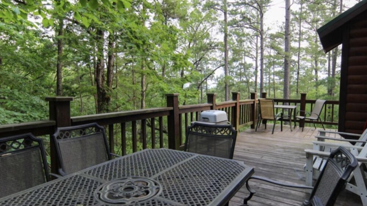 Photo of Patio Balcony in Broken Bow