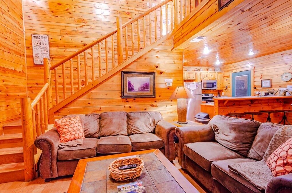 Photo of Livingroom in Broken Bow
