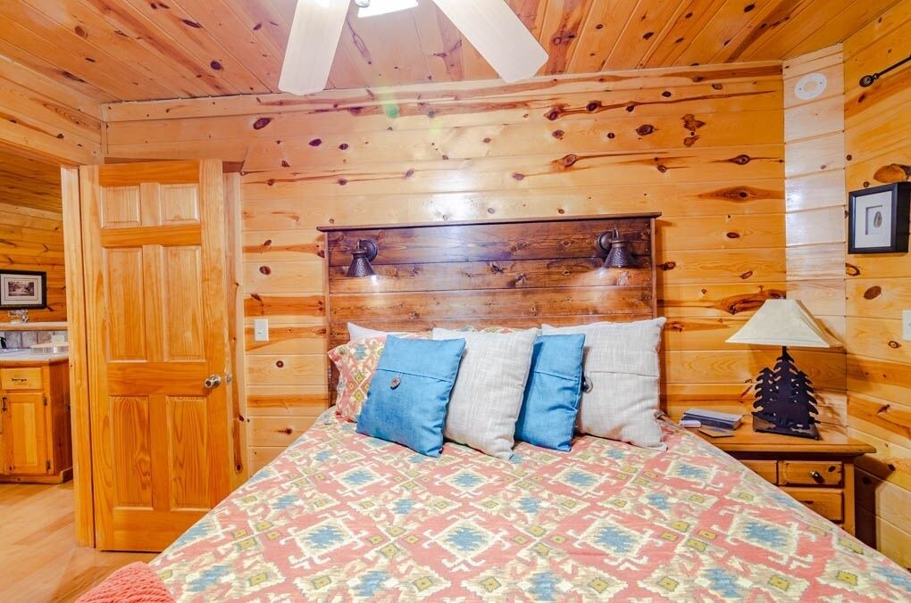 Photo of Bedroom in Broken Bow