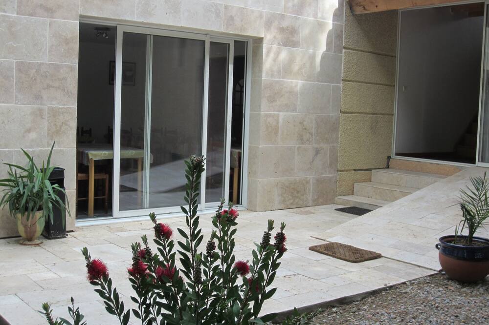 Photo of Patio Balcony in Saint-Cyprien