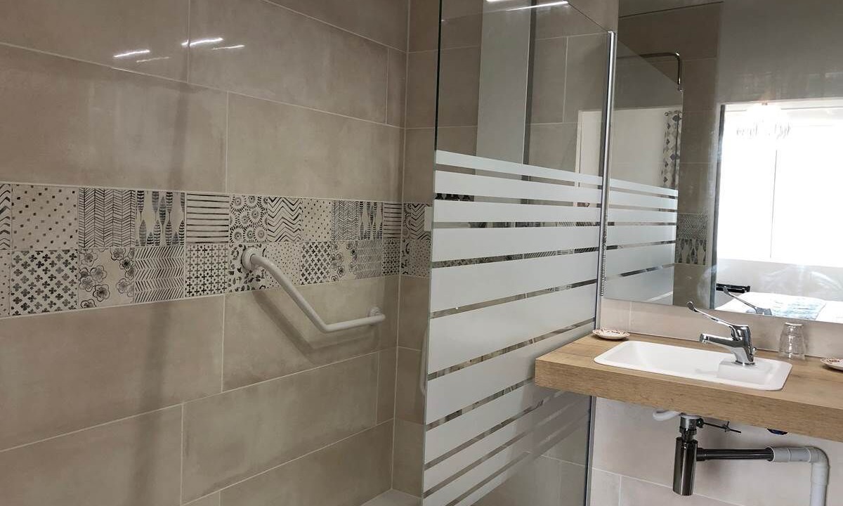 Photo of Bathroom in Curemonte