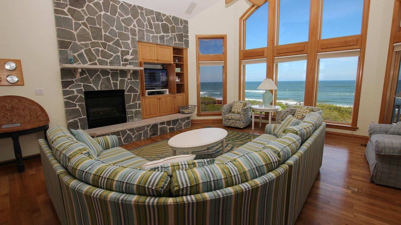 Photo of Livingroom in Pine Island