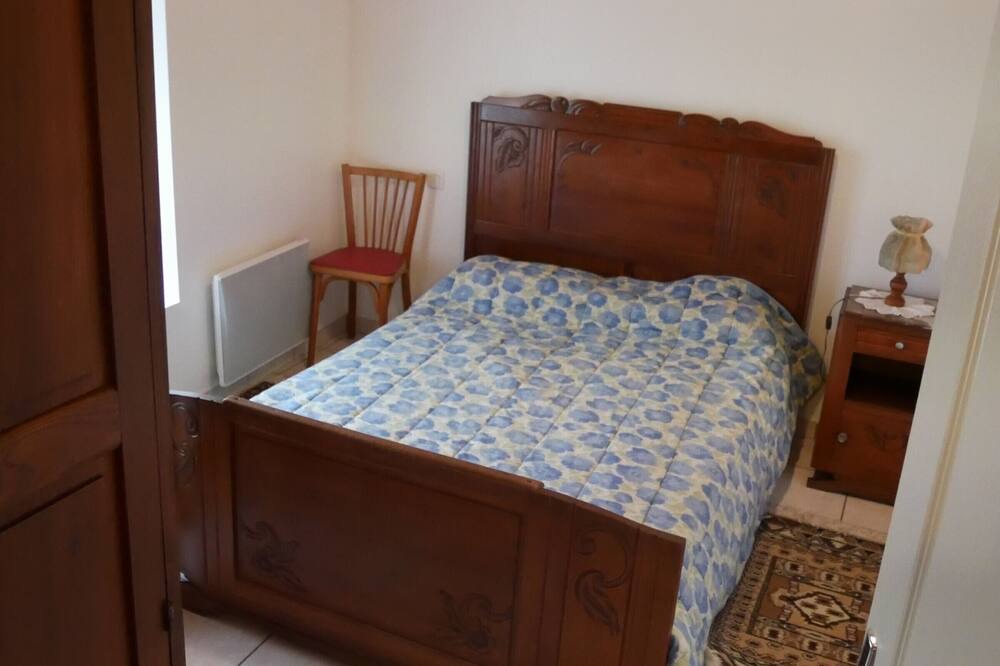 Photo of Bedroom in Saint-Hilaire-de-Riez