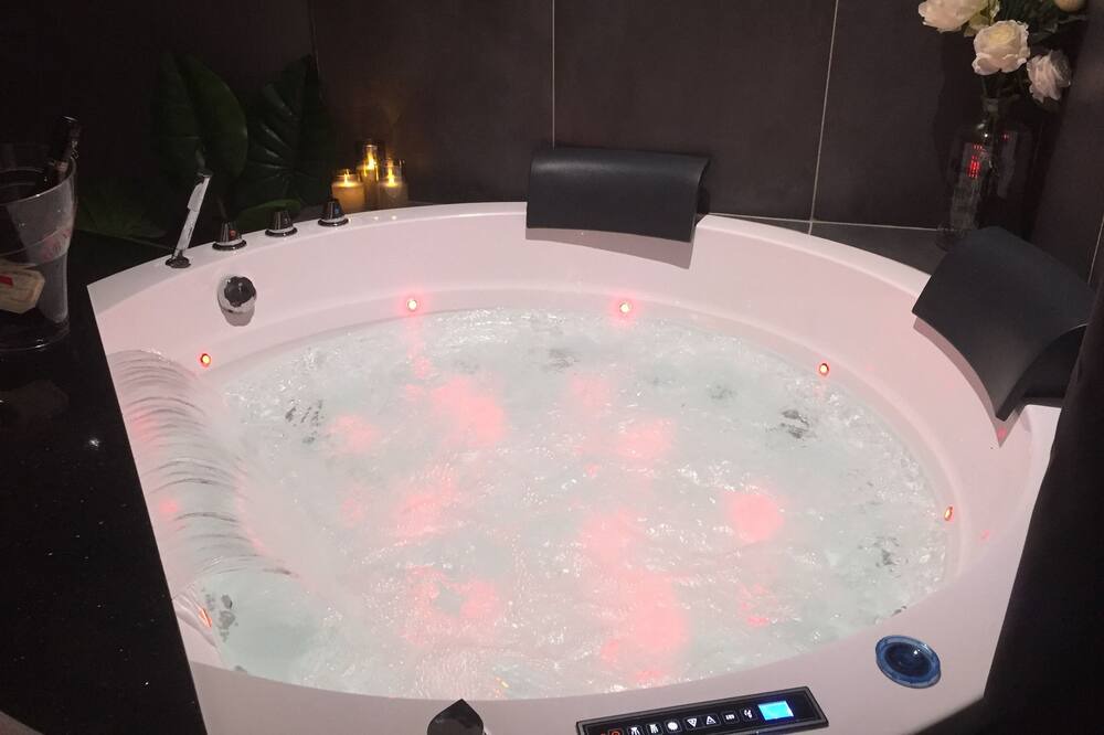 Photo of Others in Sernhac