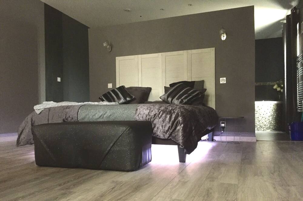 Photo of Bedroom in Sernhac